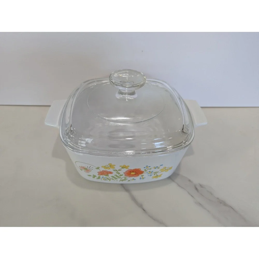 Vintage Corning Ware Casserole Dish 1.5 Quart White Wildflower A-1.5-B Lid